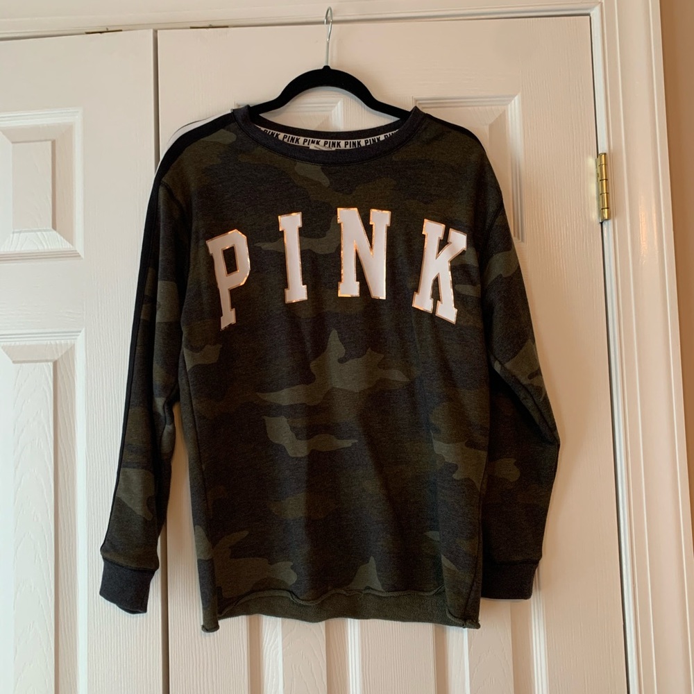Camo crewneck from PINK, never worn